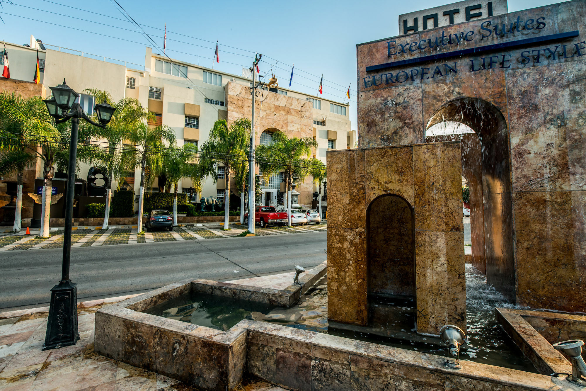 European Life Style Executive Suites Guadalajara Exterior photo